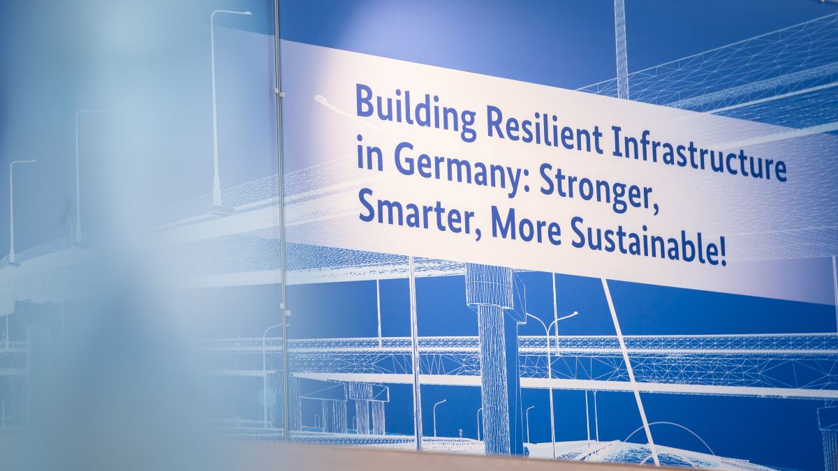 Impressionen vom BMV-Stand auf dem International Transport Forum 2025 in Leipzig. Das Thema des Standes lautet auf Englisch: Building Resilient Infrastructure in Germany: Stronger, Smarter, More Sustainable! Impressionen vom BMV-Stand auf dem International Transport Forum 2025 in Leipzig. Das Thema des Standes lautet auf Englisch: Building Resilient Infrastructure in Germany: Stronger, Smarter, More Sustainable!