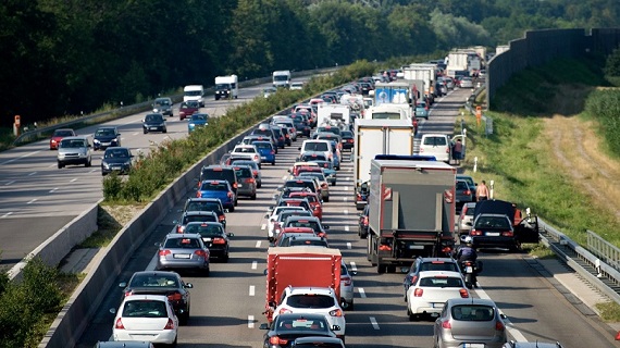 Zum Artikel Verkehrsstau auf einer Autobahn